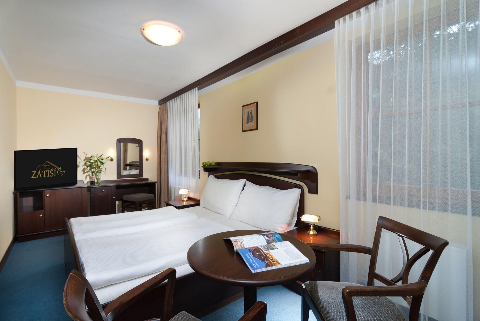 Hotel Zatisi Spindleruv Mlyn Exterior photo